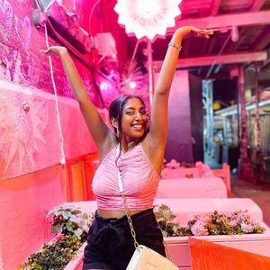 Hot pink zara crop top. Gorgeous material and stretch